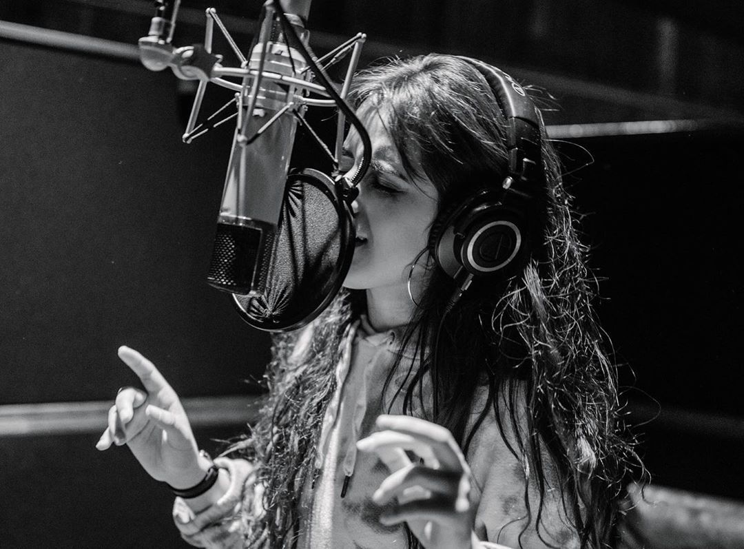 Camila Cabello - Romance